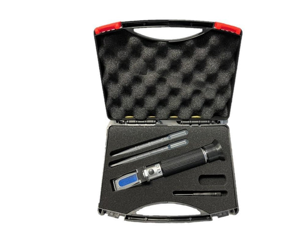 Aquarium Elements Refractometer with Large Black Case